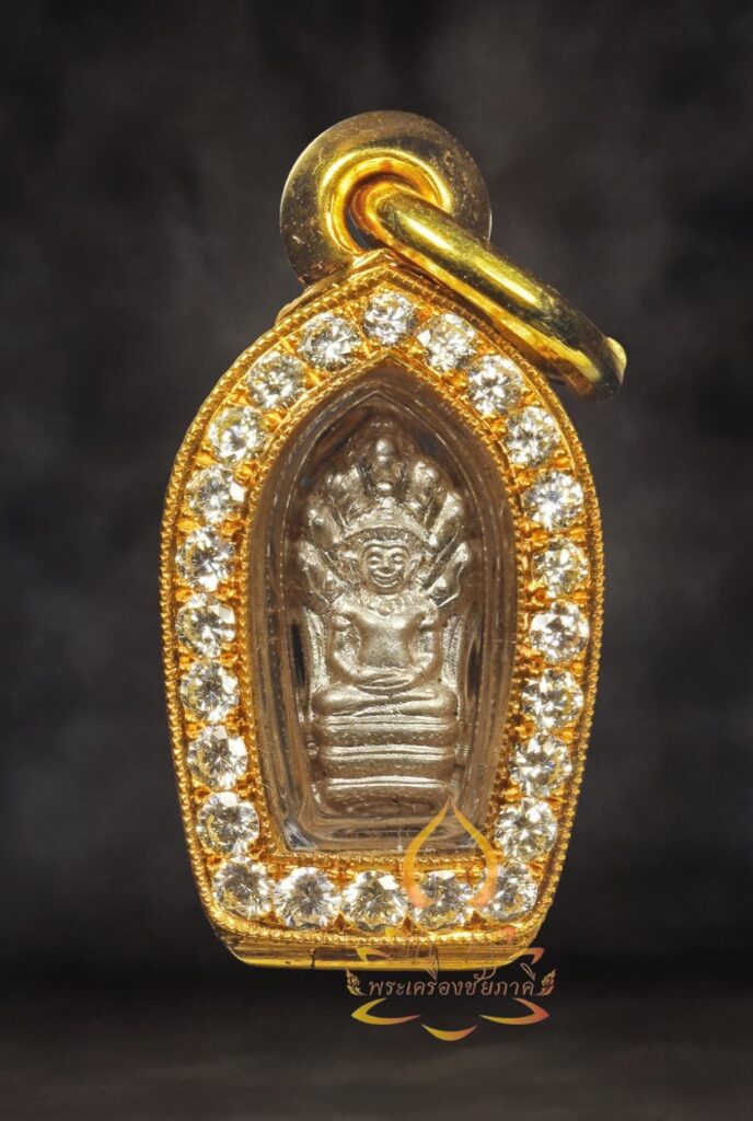 พระนาคปรกใบมะขาม