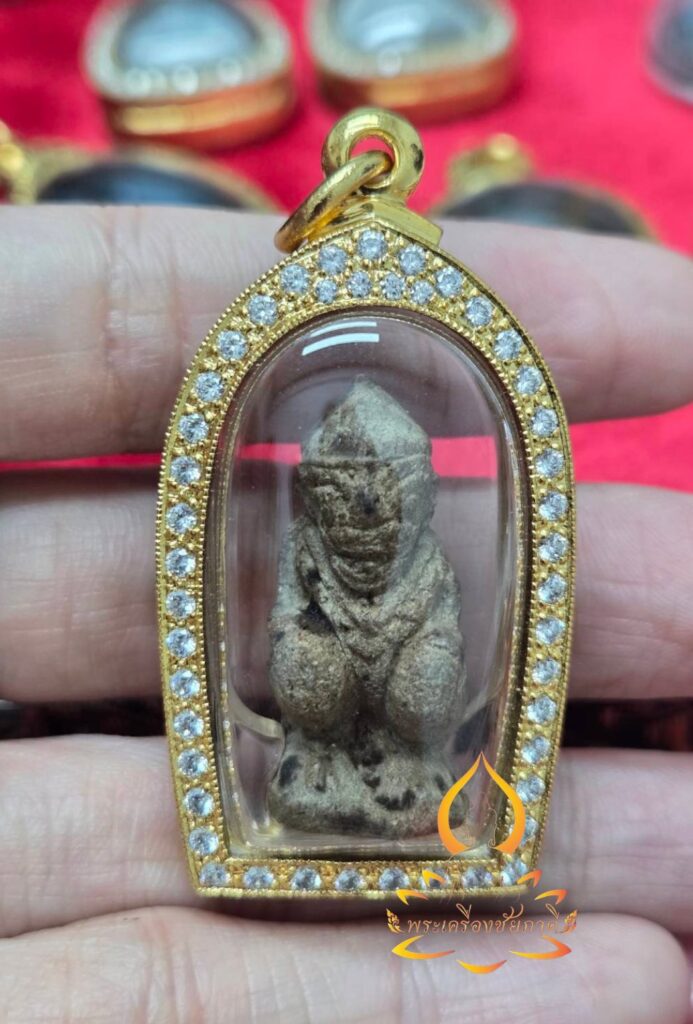 หนุมานผงพรายกุมารหลวงปู่ทิม